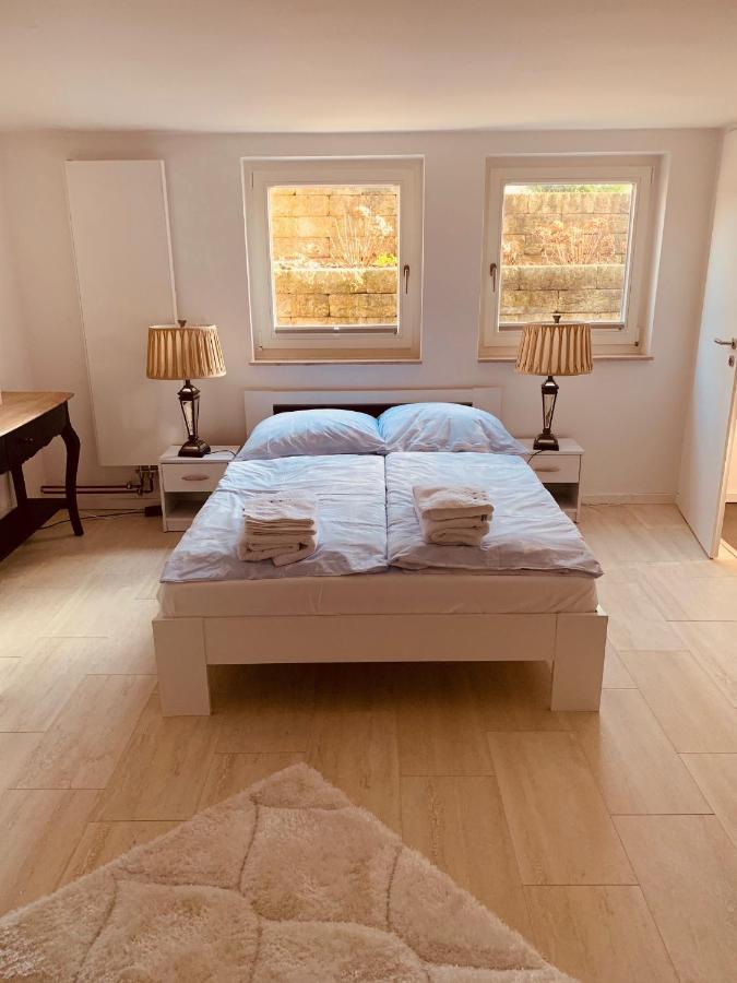 Souterrain Zimmer Mit Separatem Eingang Und Bad 杜塞尔多夫 外观 照片